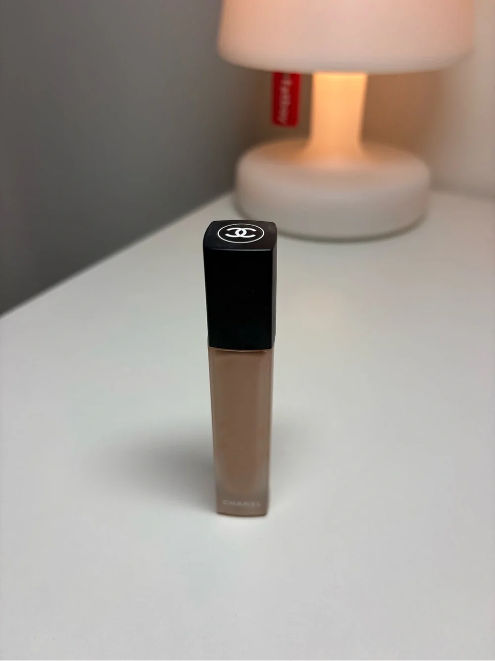 Chanel ultra le teint concealer , B20